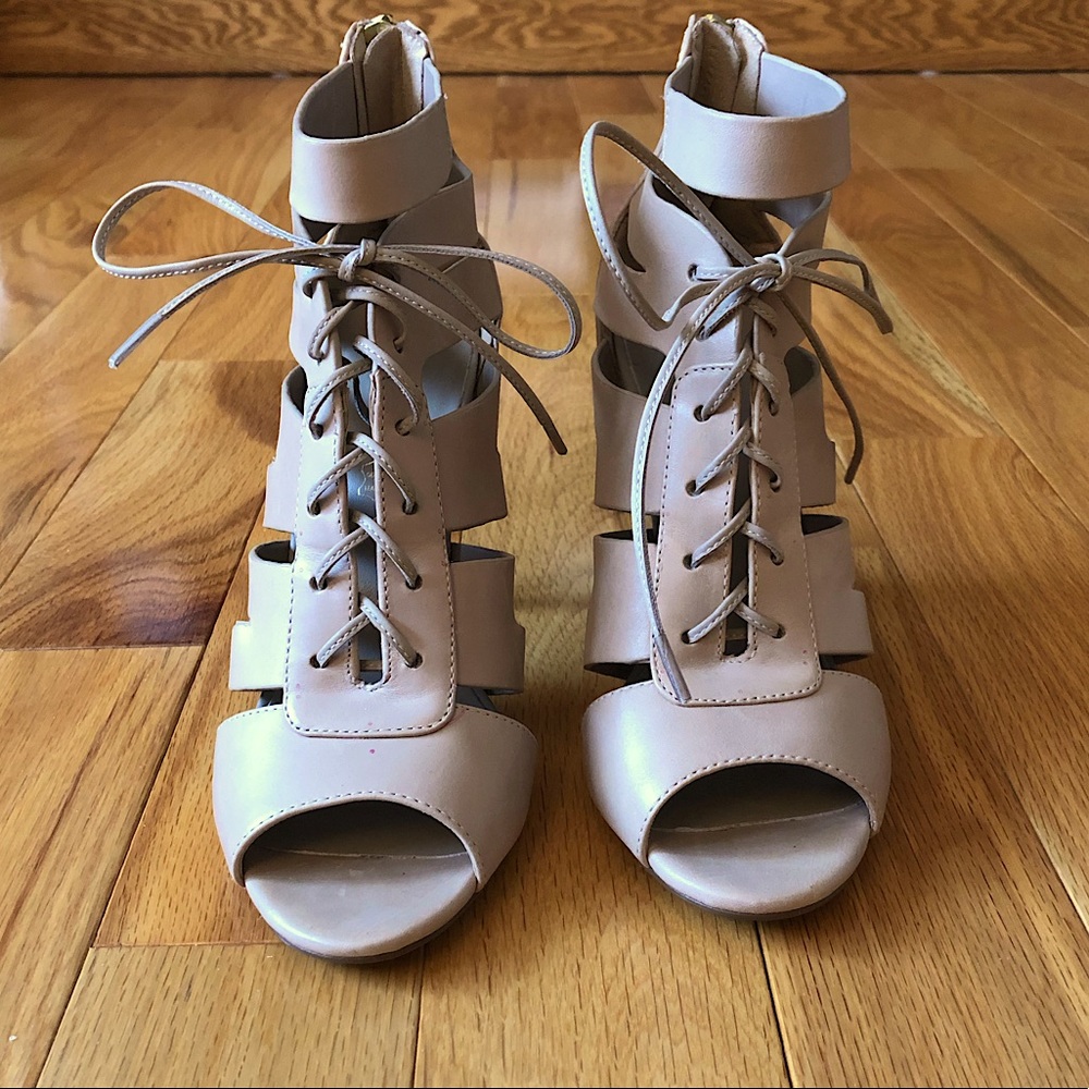 NWOT Aldo Nude Leather Tie Up Cage Heels